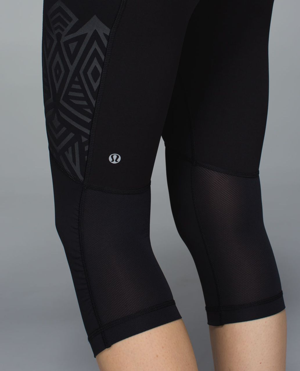 Lululemon Stash It Crop Leggings Full On Luxtreme Star Crushed Coal Black Size  6 - $32 - From Erica