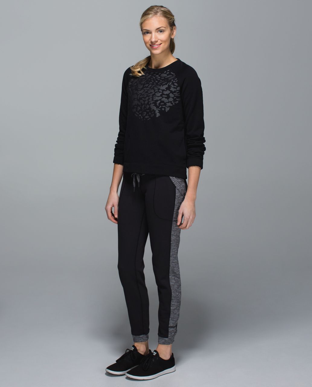 Lululemon Snapshot Crew - Black - lulu fanatics