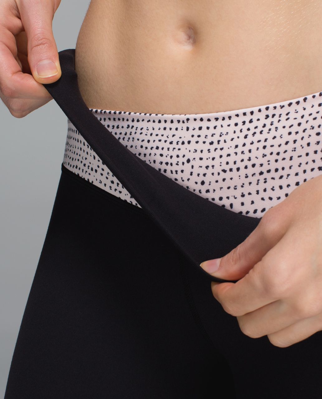 Lululemon Astro Wunder Under Pant *Full-On Luon - Black / Speckle Dot Parfait Pink Black