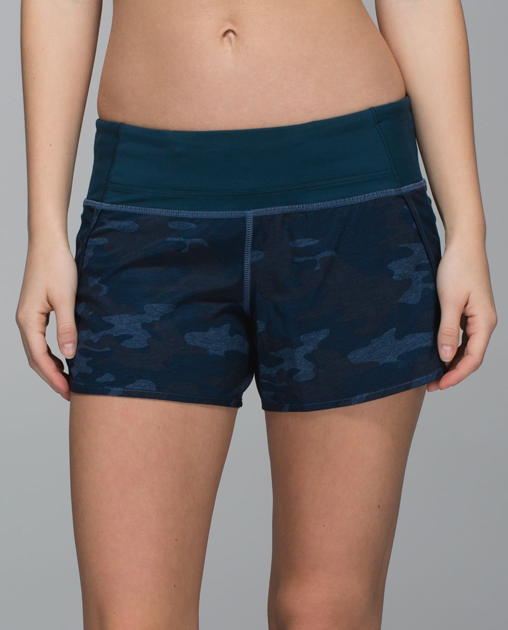 Lululemon Run Times Short *4-way Stretch - Heathered Texture Lotus Camo Oil Slick Blue / Alberta Lake