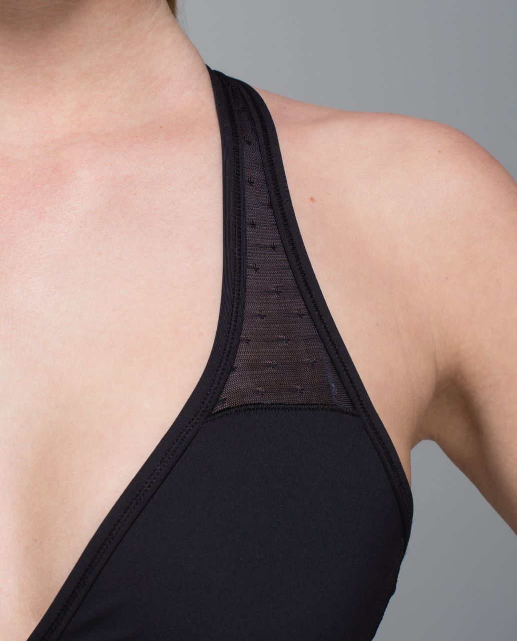 Lululemon Breathe Easy Bra (First Release) - Black - lulu fanatics