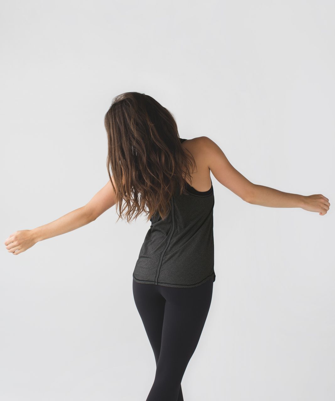 Lululemon Essence Tank - Heathered Black