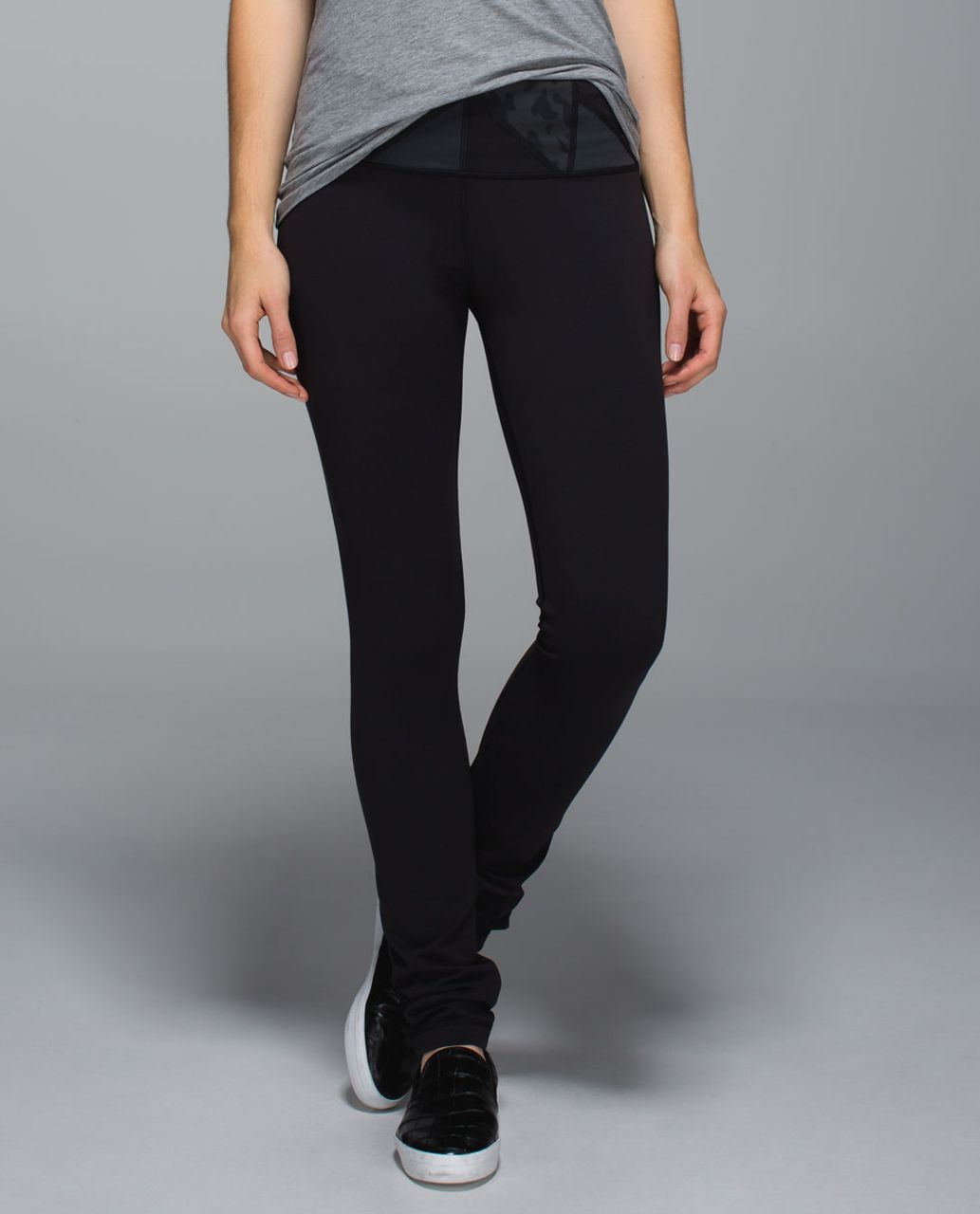 Lululemon Skinny Groove Pant *Full-On Luon - Black / Wi14 Quilt 10