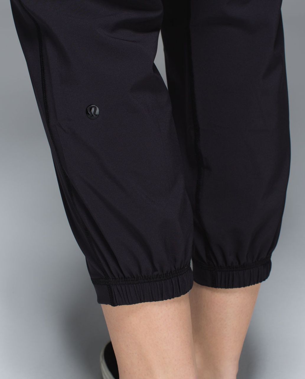 Lululemon Namaskar Crop - Black