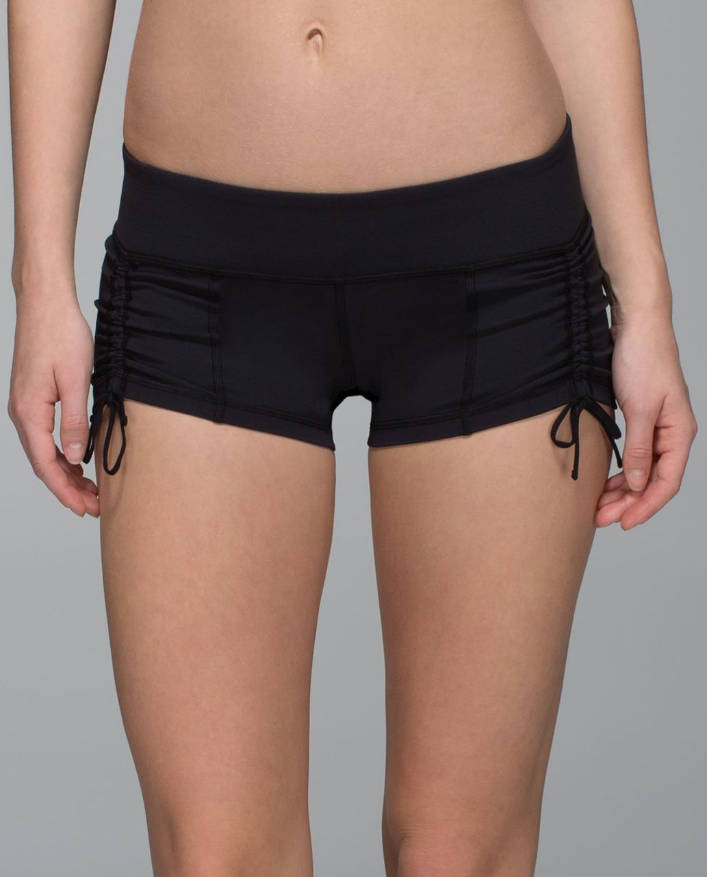 Lululemon Hot Short Black Lulu