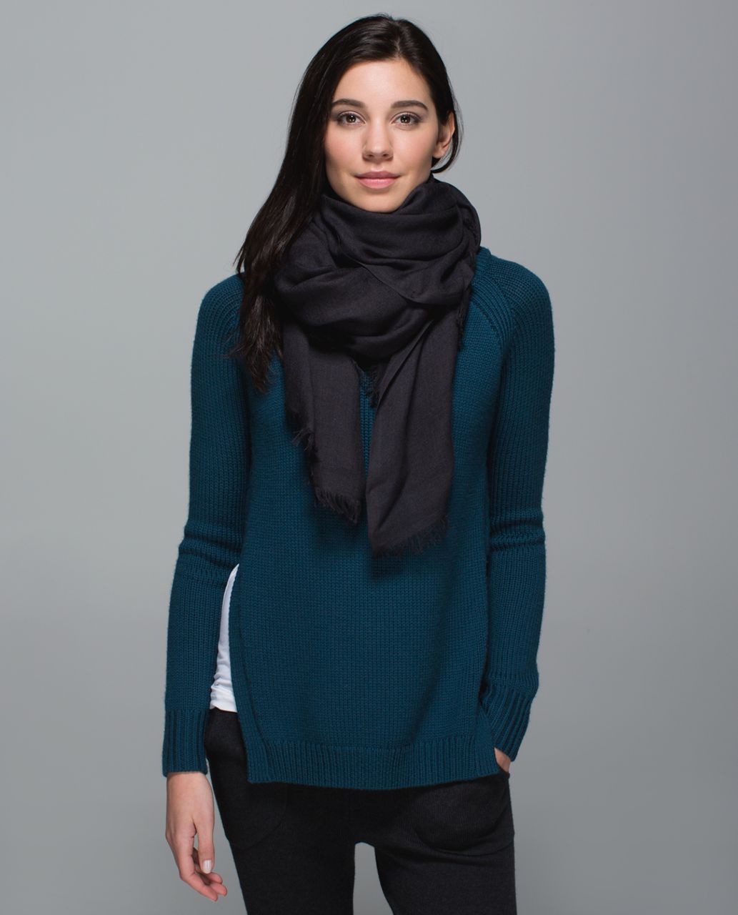 Lululemon Mudra Scarf - Deep Coal