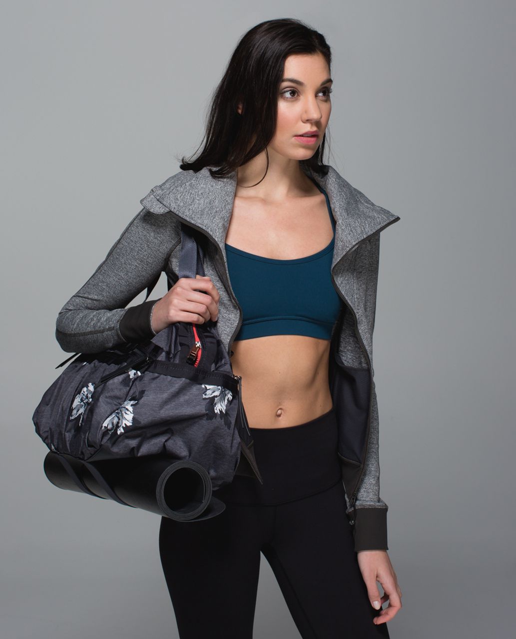 Lululemon Gym To Win Duffel *Polyester - Atomic Flower Silver Spoon Black