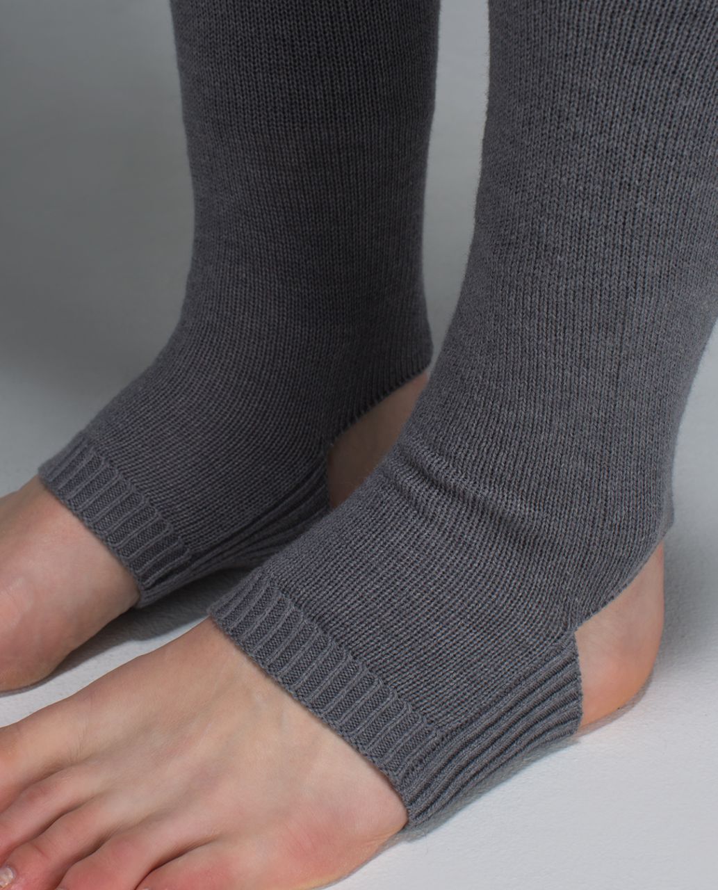 Lululemon Evolution Leg Warmers - Heathered Slate