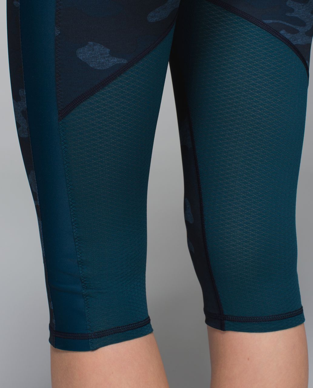 Lululemon Speed Tight II *Full-On Luxtreme - Heathered Texture Lotus Camo  Oil Slick Blue / Inkwell - lulu fanatics