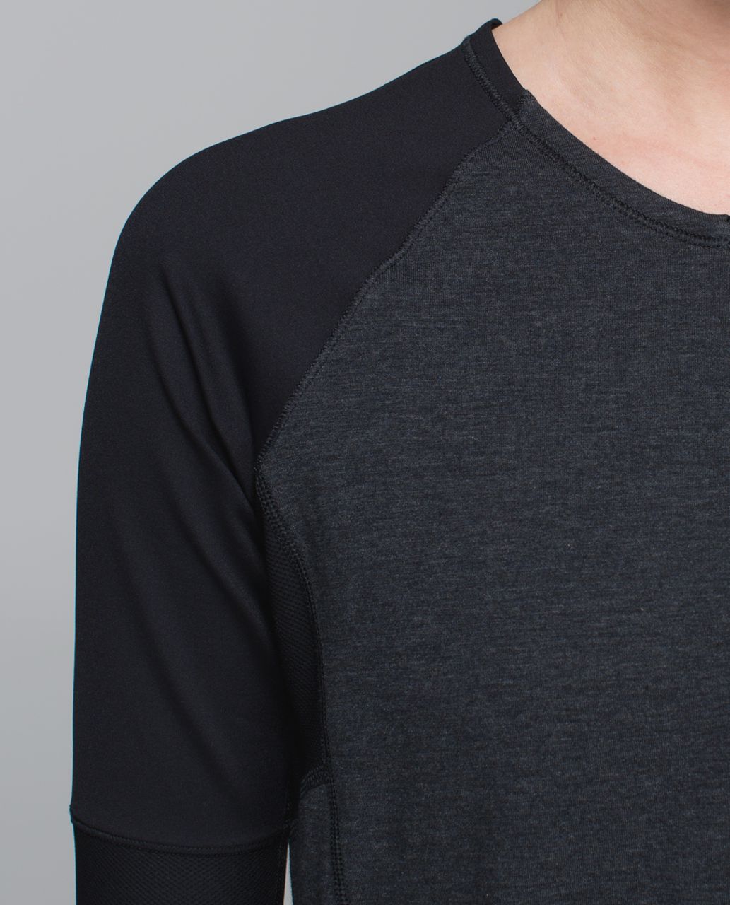 Lululemon Clip-In Long Sleeve - Heathered Black /  Black