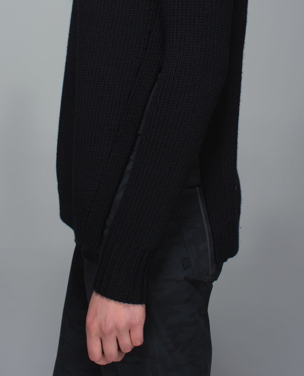 Lululemon Yin To You Sweater - Black