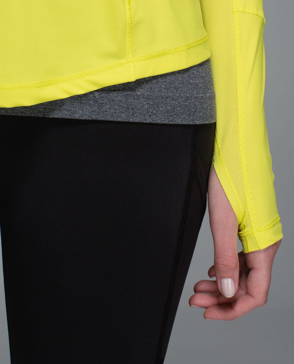 Lululemon Runbeam Long Sleeve - Split Pea