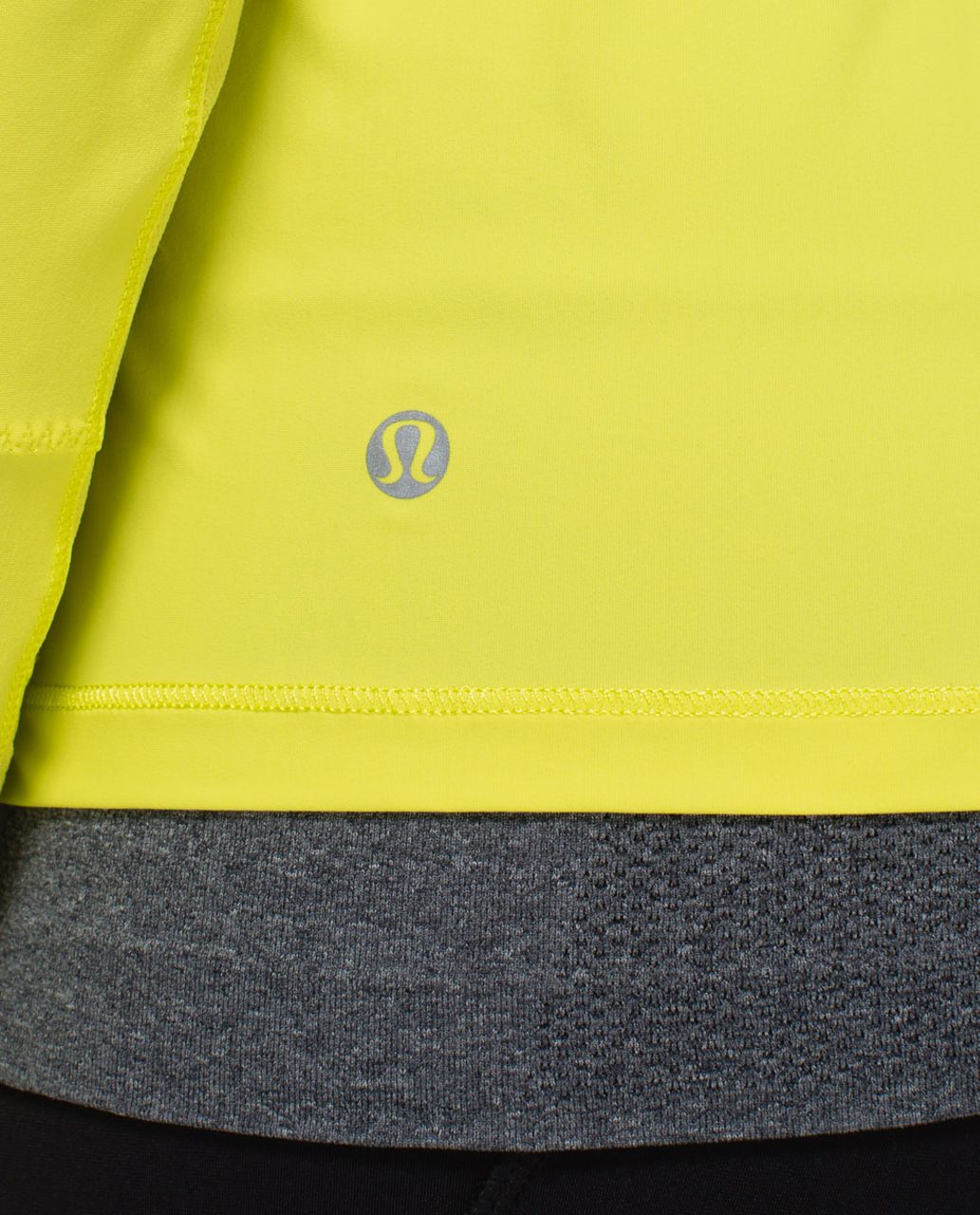 Lululemon Runbeam Long Sleeve - Split Pea