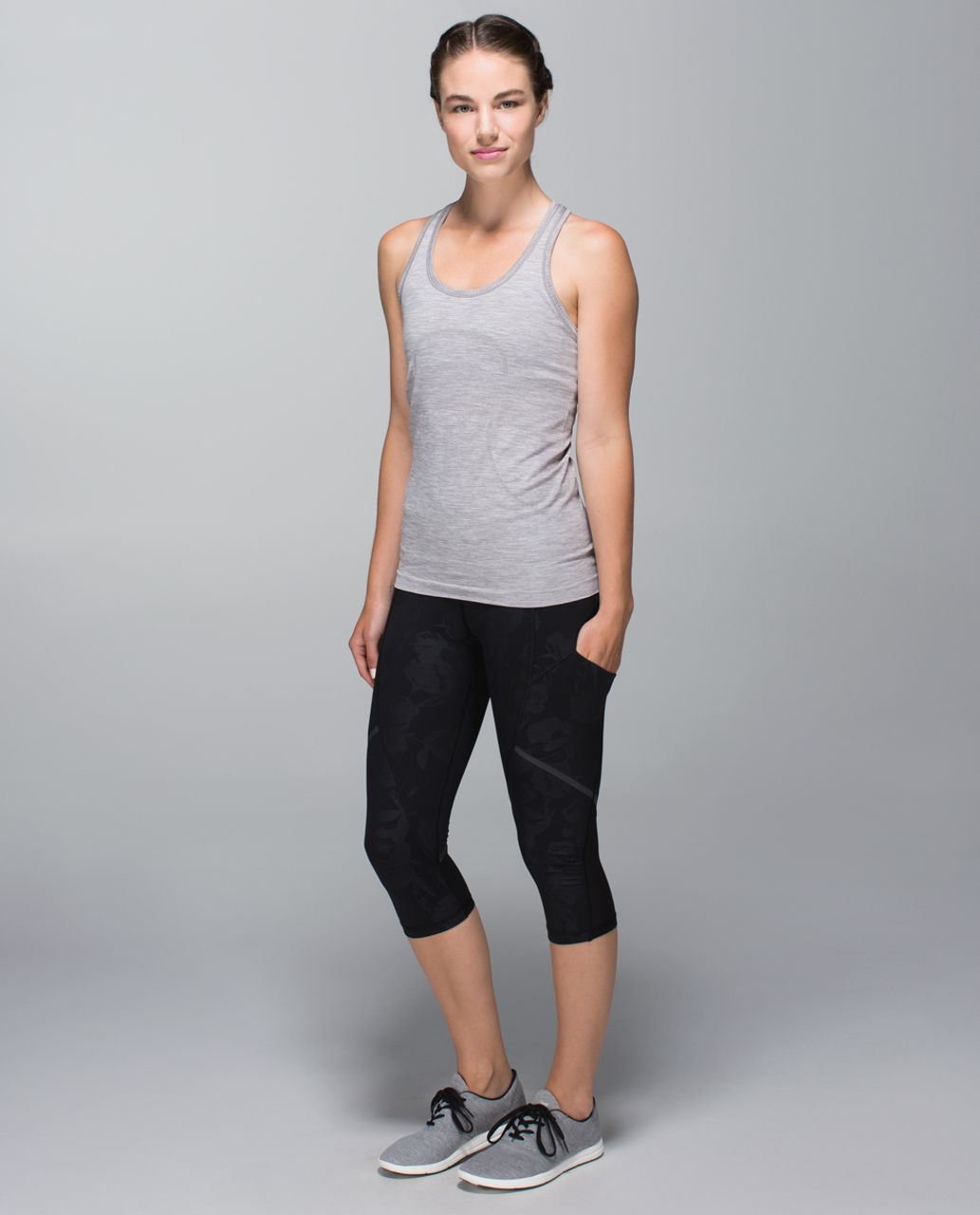 Lululemon Hop To It Crop *Full-On Luxtreme - Flat Inky Floral Embossed Black