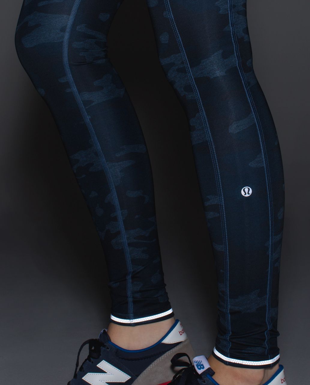 Lululemon Speed Tight II *Full-On Luxtreme - Heathered Texture Lotus Camo Oil Slick Blue / Inkwell