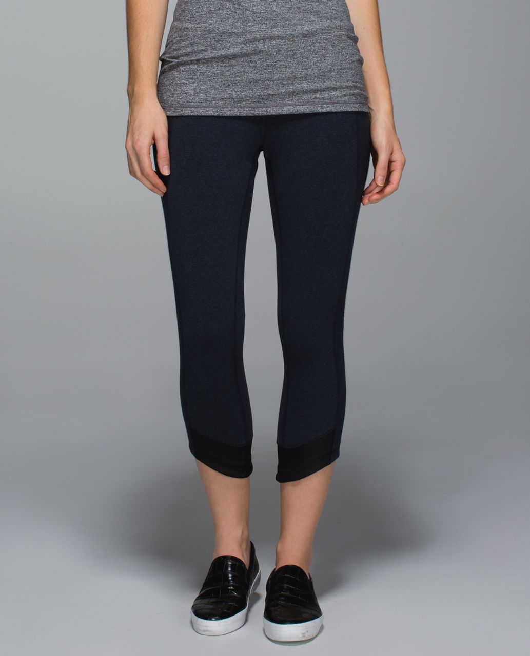 Lululemon Motivate Crop - Heathered Inkwell / Black