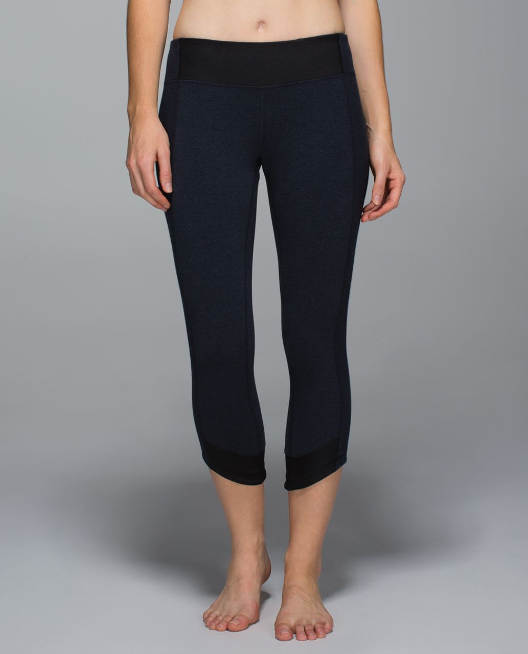 Lululemon Motivate Crop - Heathered Inkwell / Black