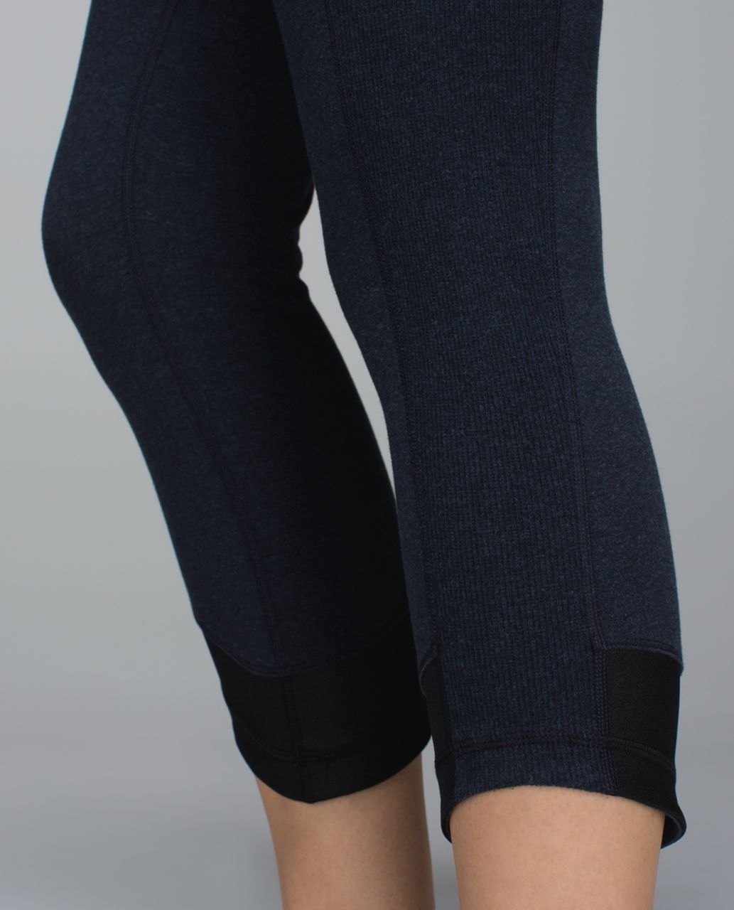 Lululemon Motivate Crop - Heathered Inkwell / Black