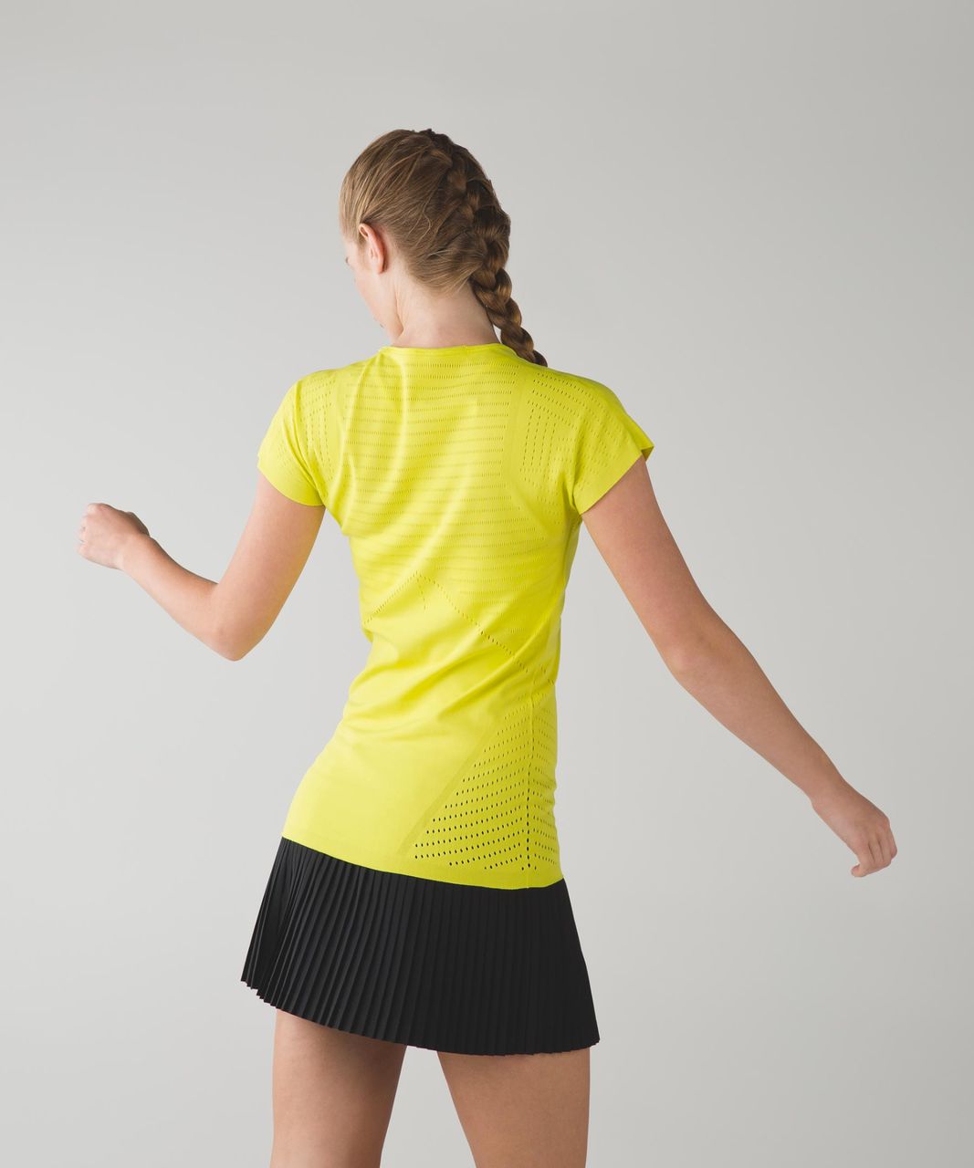 Lululemon Time Warp Short Sleeve II - Split Pea