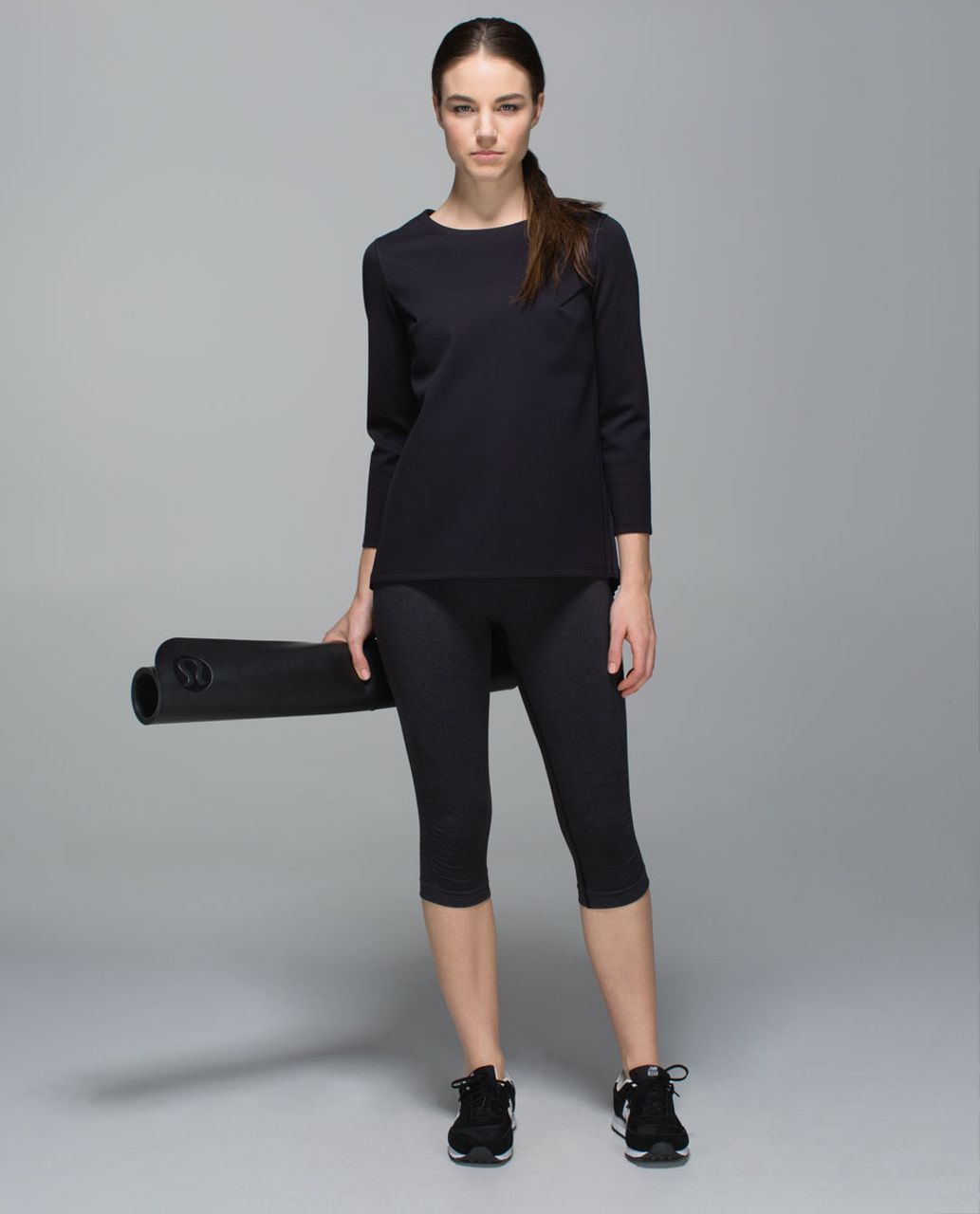 Lululemon Pleat On Long Sleeve - Black