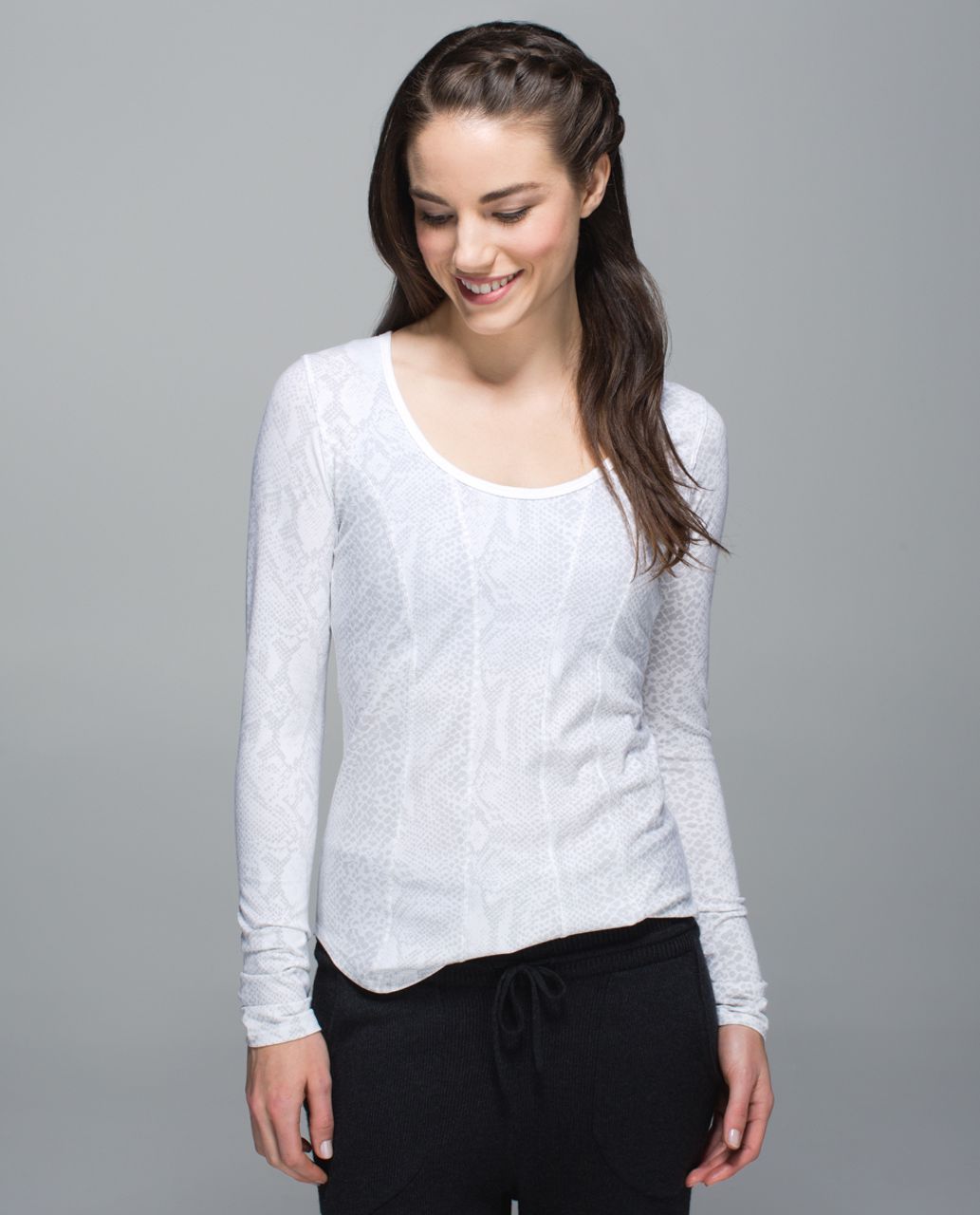 Lululemon Between The Lines Long Sleeve - Desert Snake White Silver Fox / White