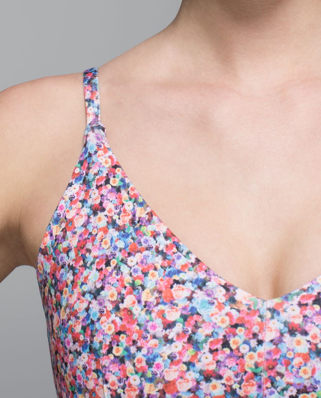 Lululemon Solo Bra *Luon - Prism Petal Multi