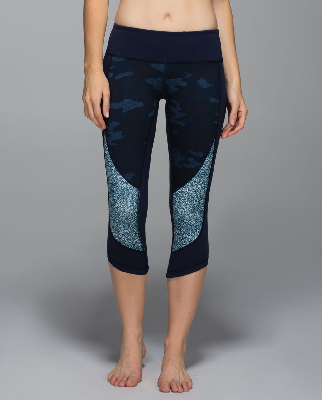 Mudd & Water Womens Island Cropped Leggings - Cobalt Blue