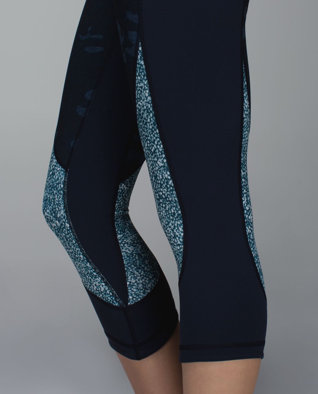 Enduro 7/8 Deep Waistband Leggings (Watercolour Print)