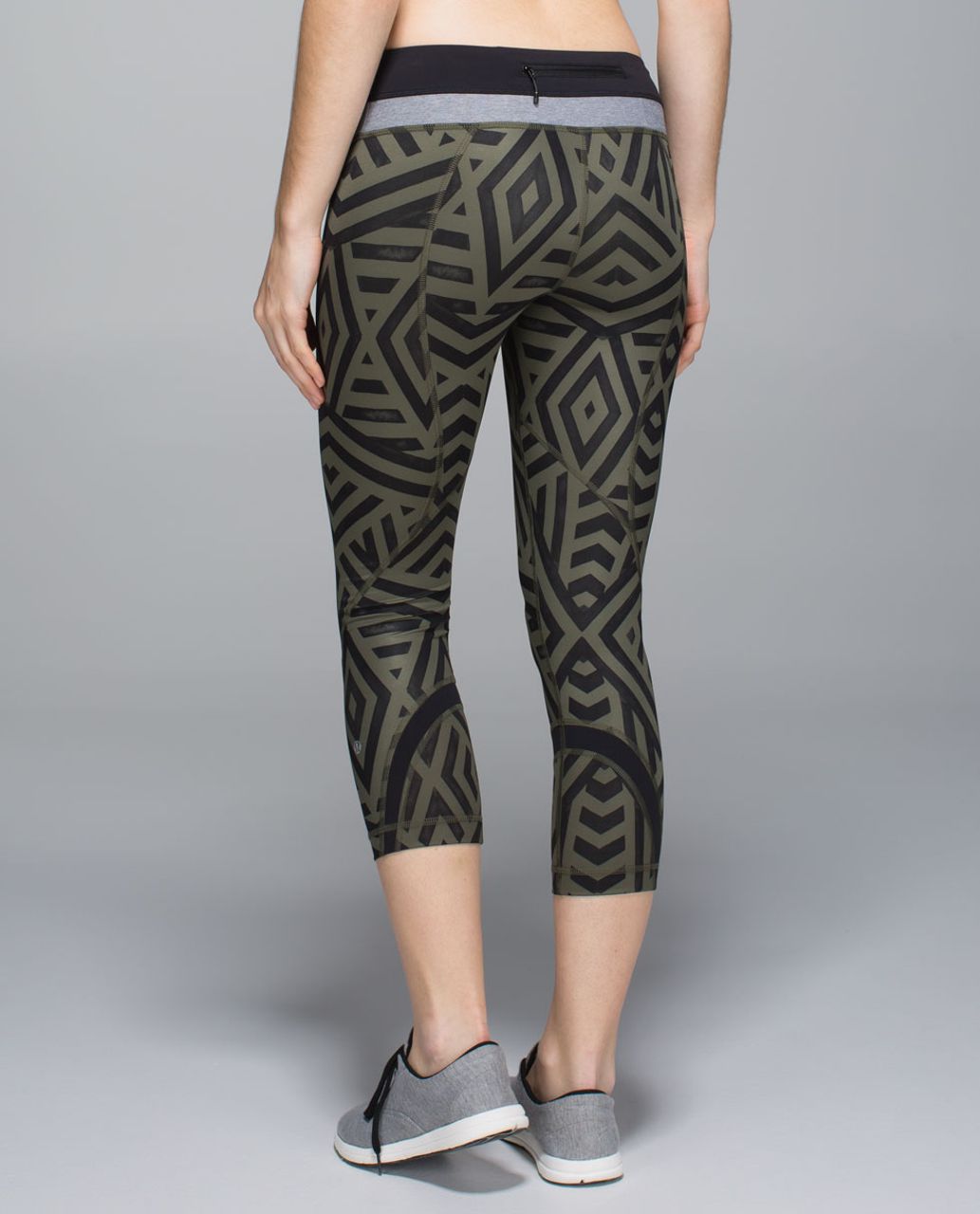 Lululemon Run: Inspire Crop II *All Full-On Luxtreme - Chevron