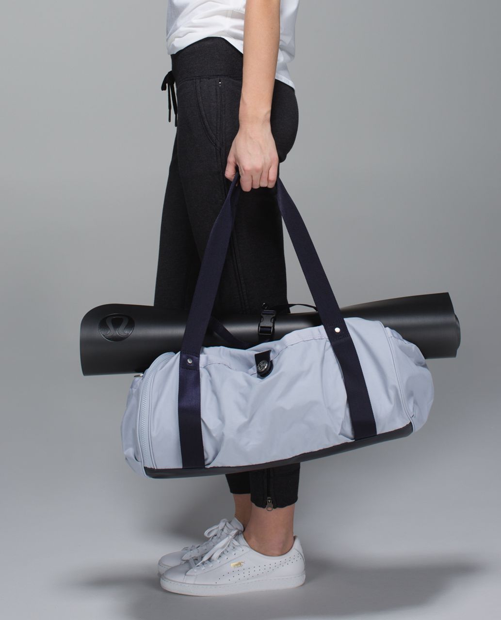 Lululemon High Mileage Duffel - Silver Fox / Naval Blue