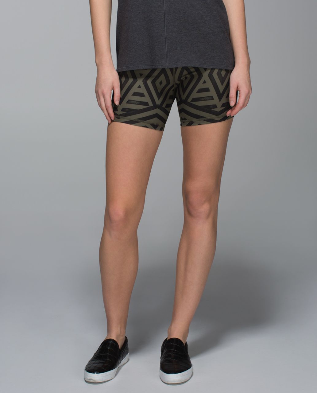 Lululemon Groove Short *Full-On Luxtreme (Regular) - Chevron Shuffle Fatigue Green Black / Black