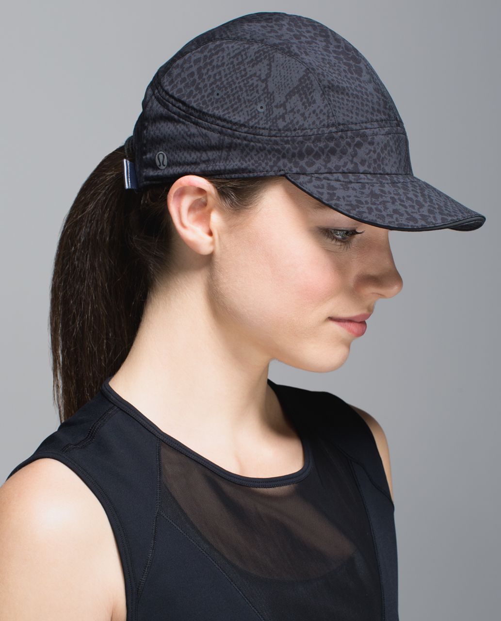 Lululemon Race To Place Run Hat - Desert Snake Deep Coal Black / Black