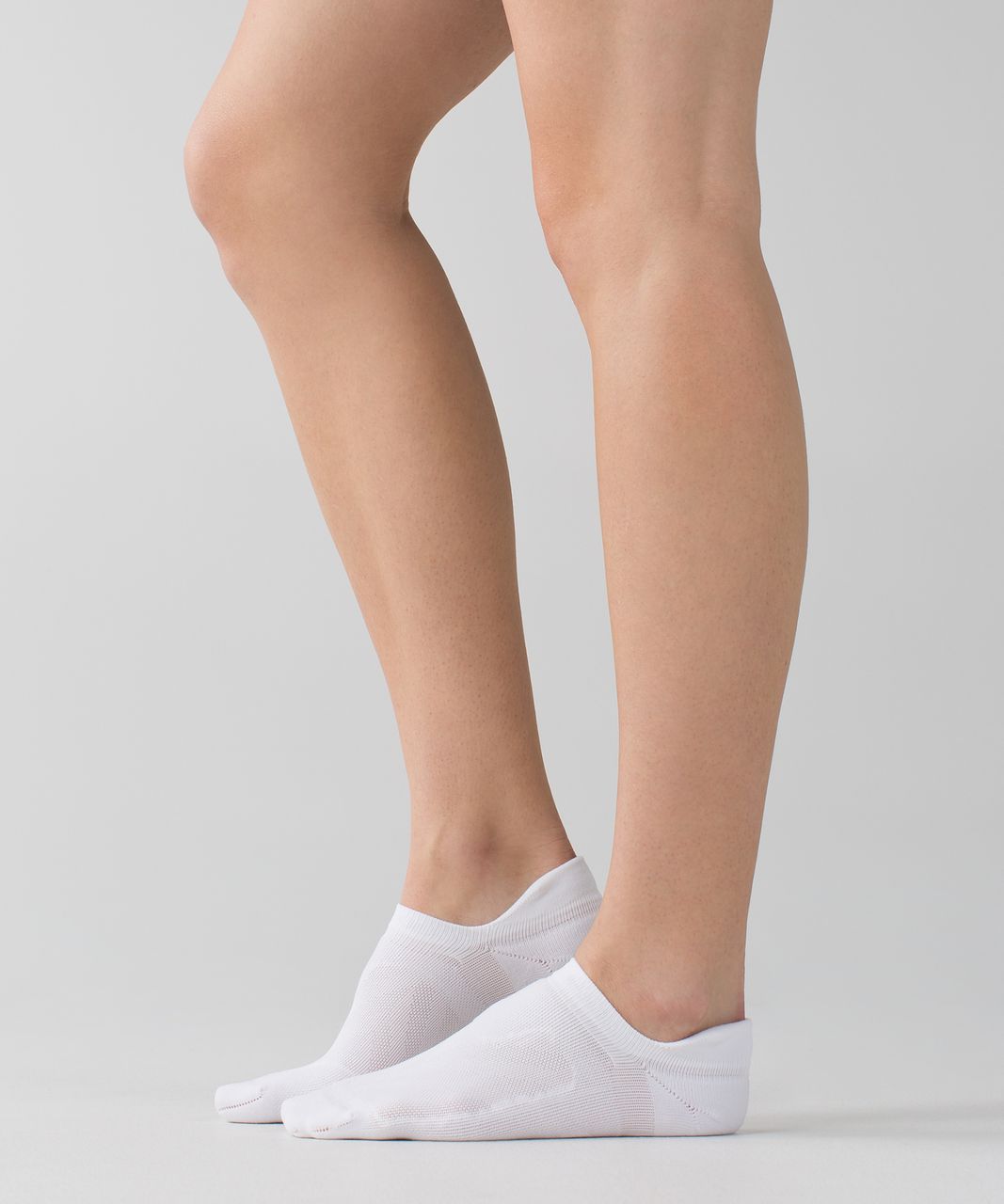 Lululemon Women's Ultimate No Show Run Sock *Ergo Toes - Broken Chevron White Silverspoon