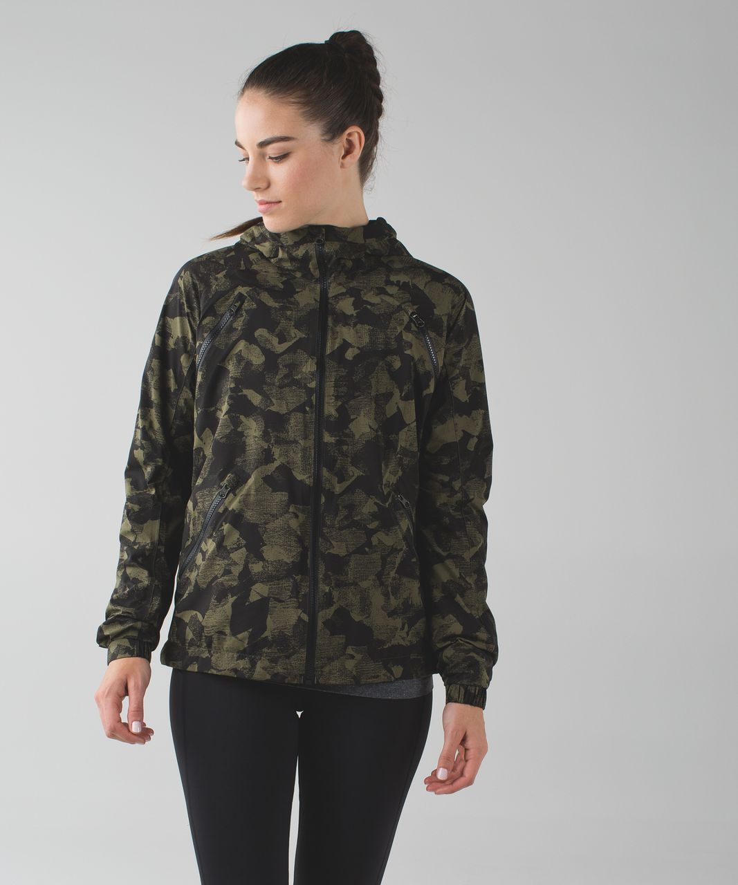 Lululemon Rise & Shine Jacket II - Jumbo Mystic Jungle Fatigue Green Black / Grey