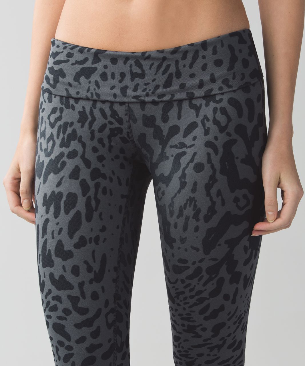 Lululemon Wunder Under Pant *Full-On Luon (Roll Down) - Animal Swirl Deep  Coal Light - lulu fanatics