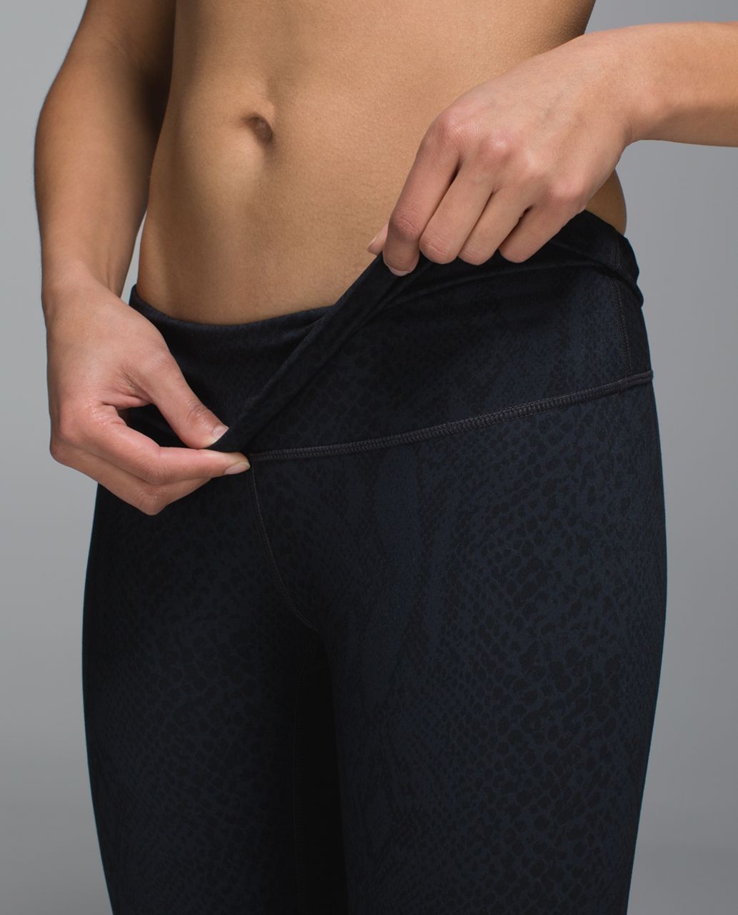 Lululemon Wunder Under Pant *Full-On Luon (Roll Down) - Desert Snake Deep Coal Black