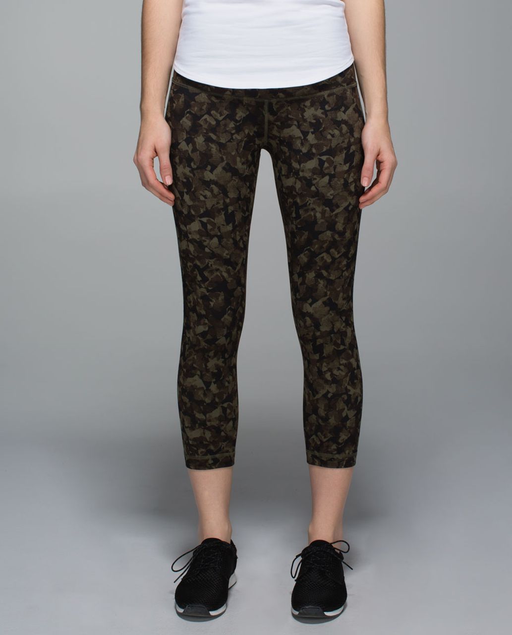 Lululemon Wunder Under Crop II *Full-On Luon (Roll Down) - Mystic Jungle Fatigue Green Black