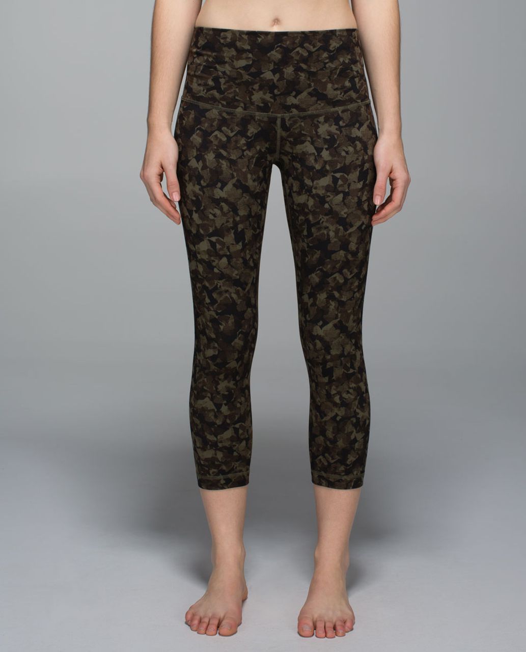 Lululemon Wunder Under Crop II *Full-On Luon (Roll Down) - Mystic Jungle Fatigue Green Black