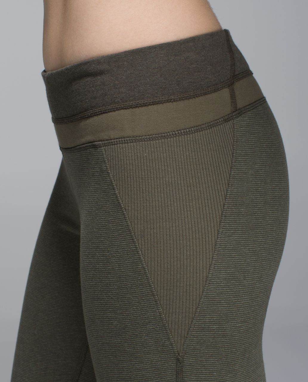 Lululemon Refine Crop - Wee Stripe Heathered Fatigue Green Deep Camo / Heathered Deep Camo / Fatigue Green