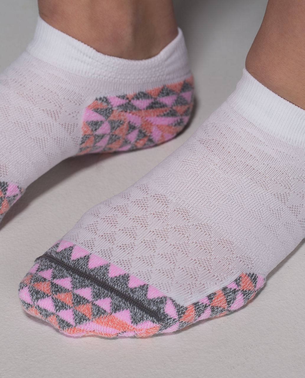 Lululemon Women's Ultimate Padded Run Sock - Aztec Confetti Vintage Pink Plum Peach Slate