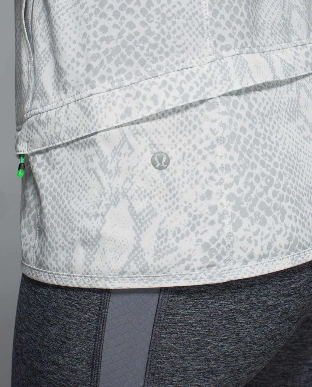 Lululemon Light Speed Vest - Desert Snake White Silver Fox