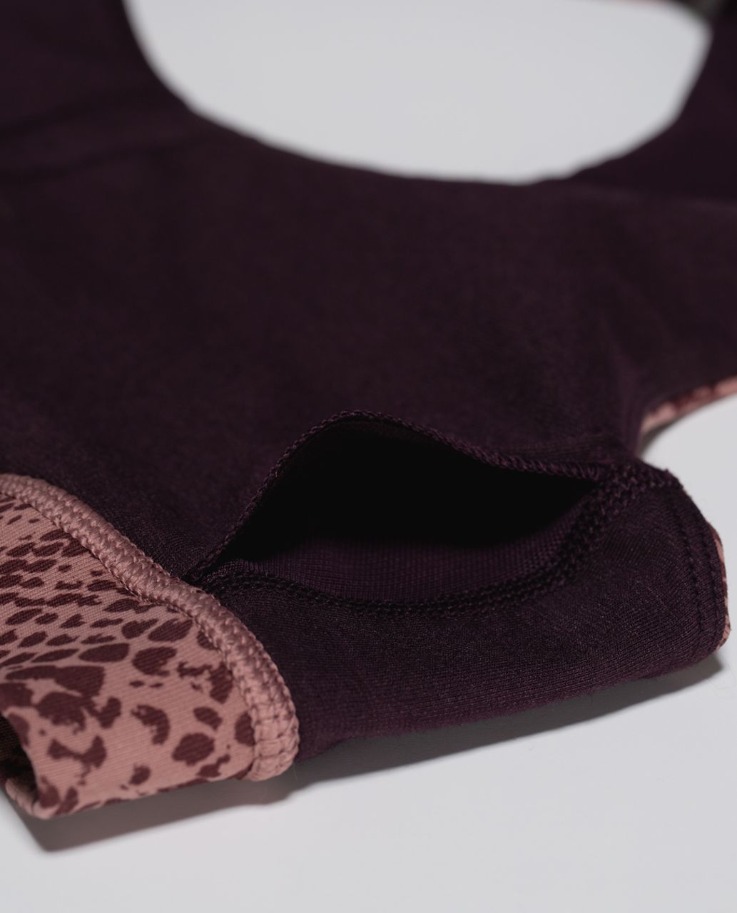 Lululemon 50 Rep Bra - Desert Snake Bark Berry Multi / Black Cherry