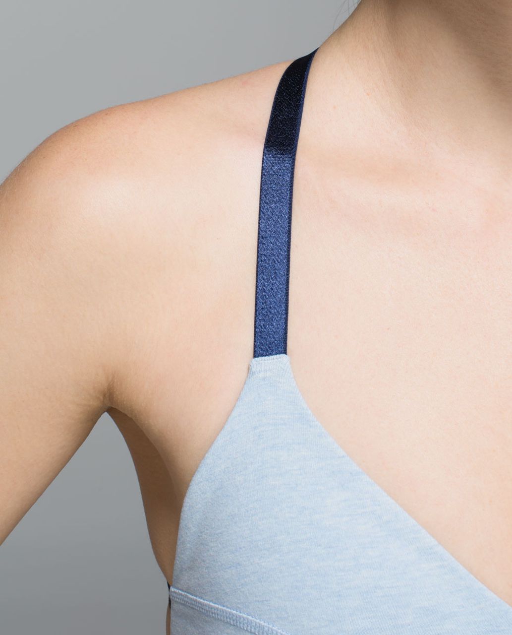 Lululemon Refine Bra - Heathered Caspian Blue / Deep Navy