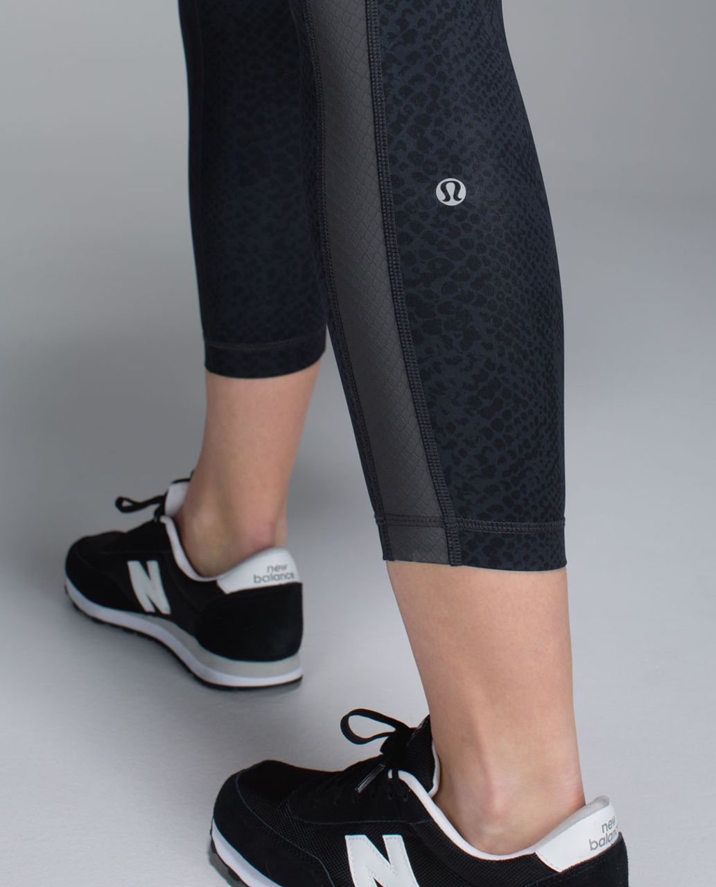 Lululemon Light Speed Tight *Full-On Luxtreme - Desert Snake Deep Coal Black / Super Black / Black