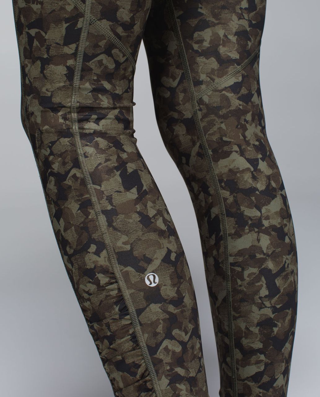 Lululemon Speed Tight III *All Full-On Luxtreme - Mystic Jungle Fatigue Green Black / Black