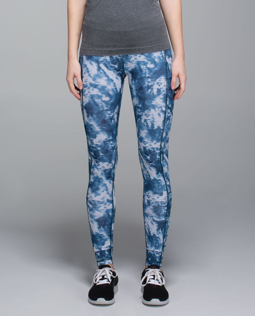 Lululemon Speed Tight III *All Full-On Luxtreme - Sea Side Silver Fox Alberta Lake / Naval Blue