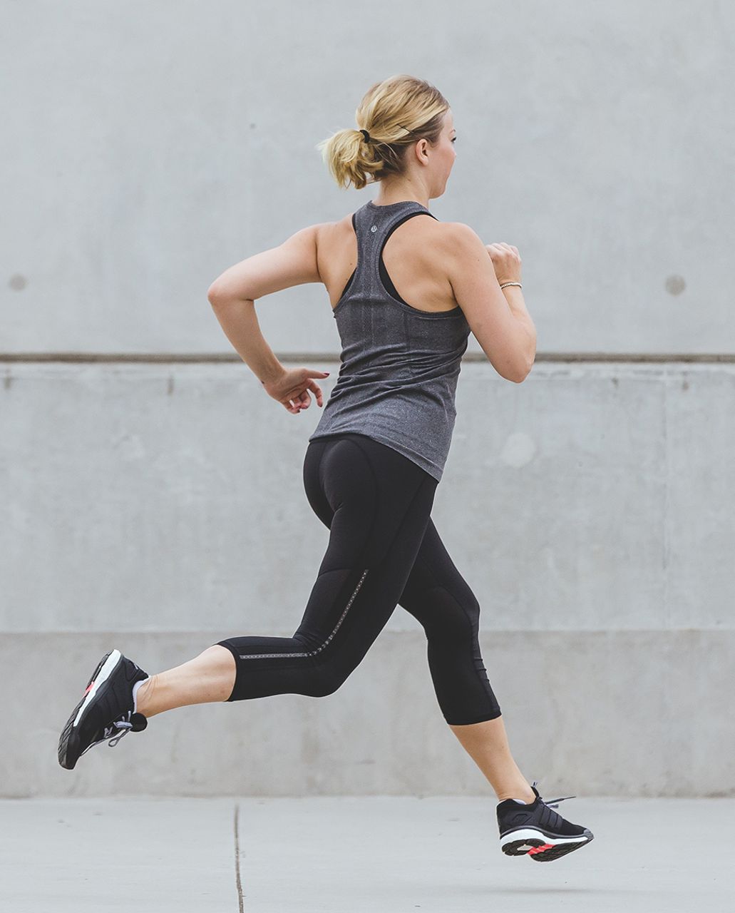 Lululemon Pace Pusher Crop - Black