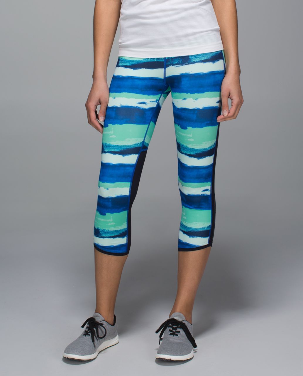 Lululemon Pace Pusher Crop *Full-On Luxtreme - Brush Strokes Harbor Blue Menthol / Deep Navy