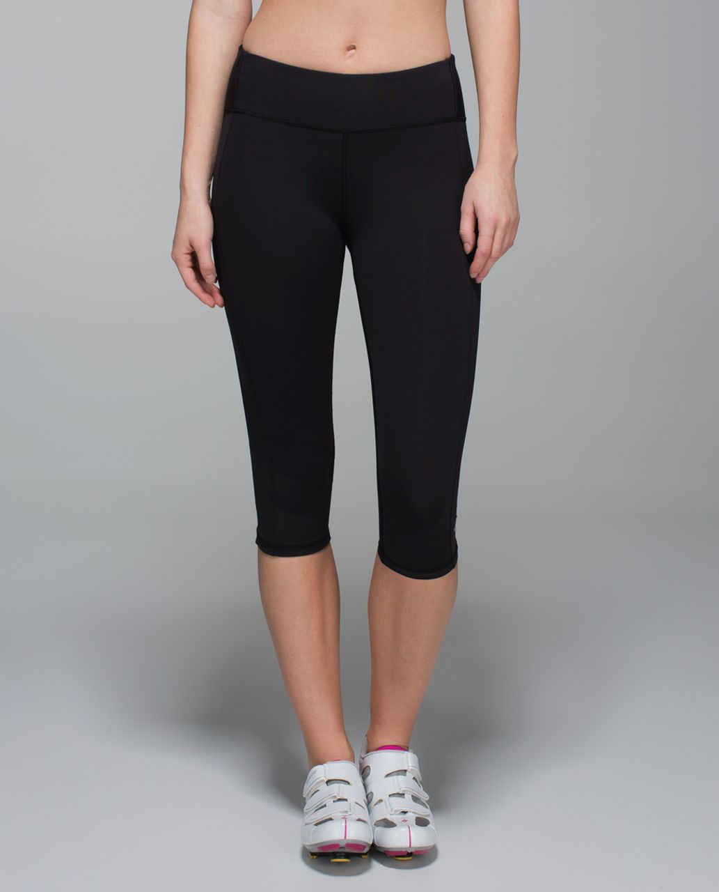 Lululemon Clip-In Crop - Black