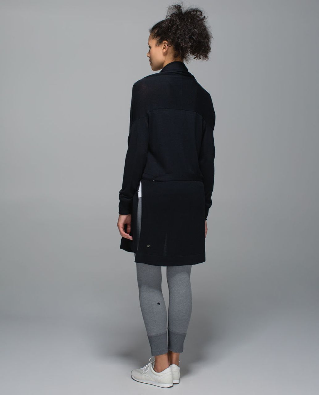 Lululemon Satnam Wrap - Black